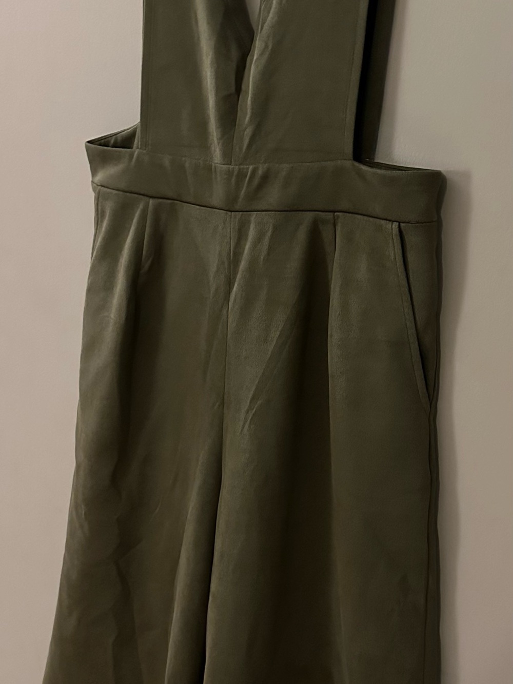 NWT Cupshe XL Olive Green Wide Leg Plunge V-Neck Jumpsuit - Picture 6 of 14